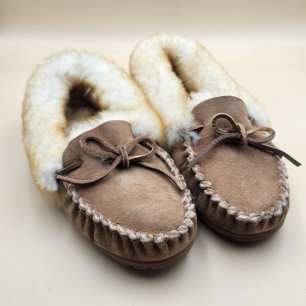 LL Bean Womens Wicked Good Moccasins Shearling Lined Slippers 8 Medium Brown NEW